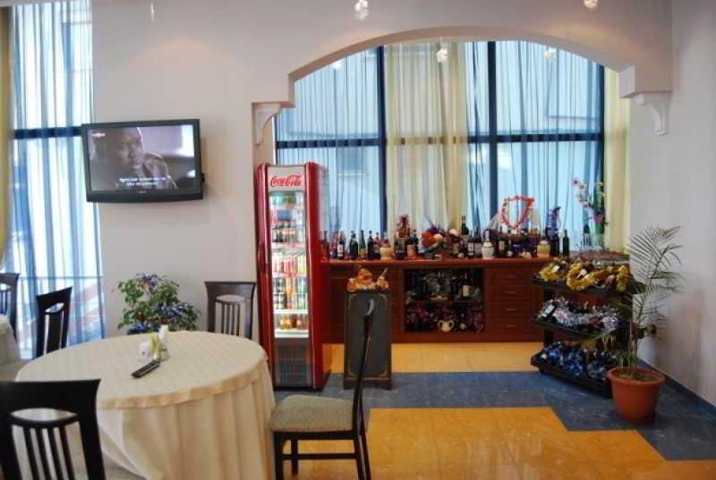 Hotel Bella Vista Shkallnur Bagian luar foto