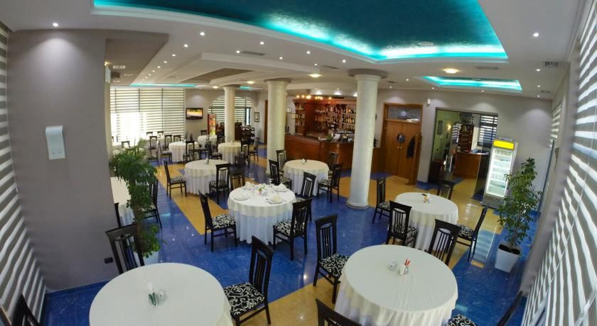 Hotel Bella Vista Shkallnur Bagian luar foto