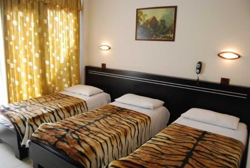 Hotel Bella Vista Shkallnur Bagian luar foto